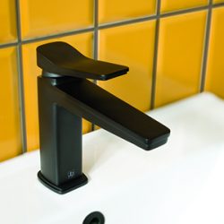 HIX MATT BLACK